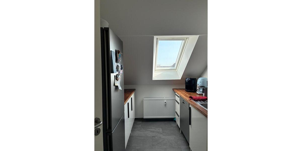 Dachgeschoßwohnung Seelze - 2.5 Zimmer, 72 m&sup2;, 930&euro; | Angebot:25405109