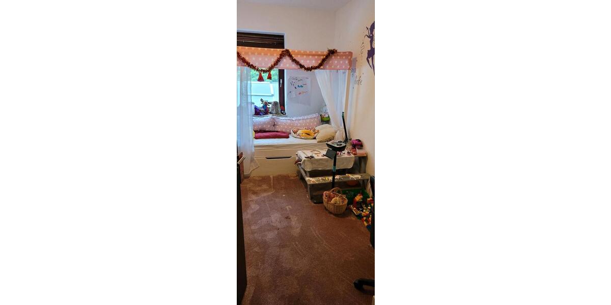 Einfamilienhaus Garbsen - 8 Zimmer, 152 m&sup2;, 450.000&euro; | Angebot:25220207