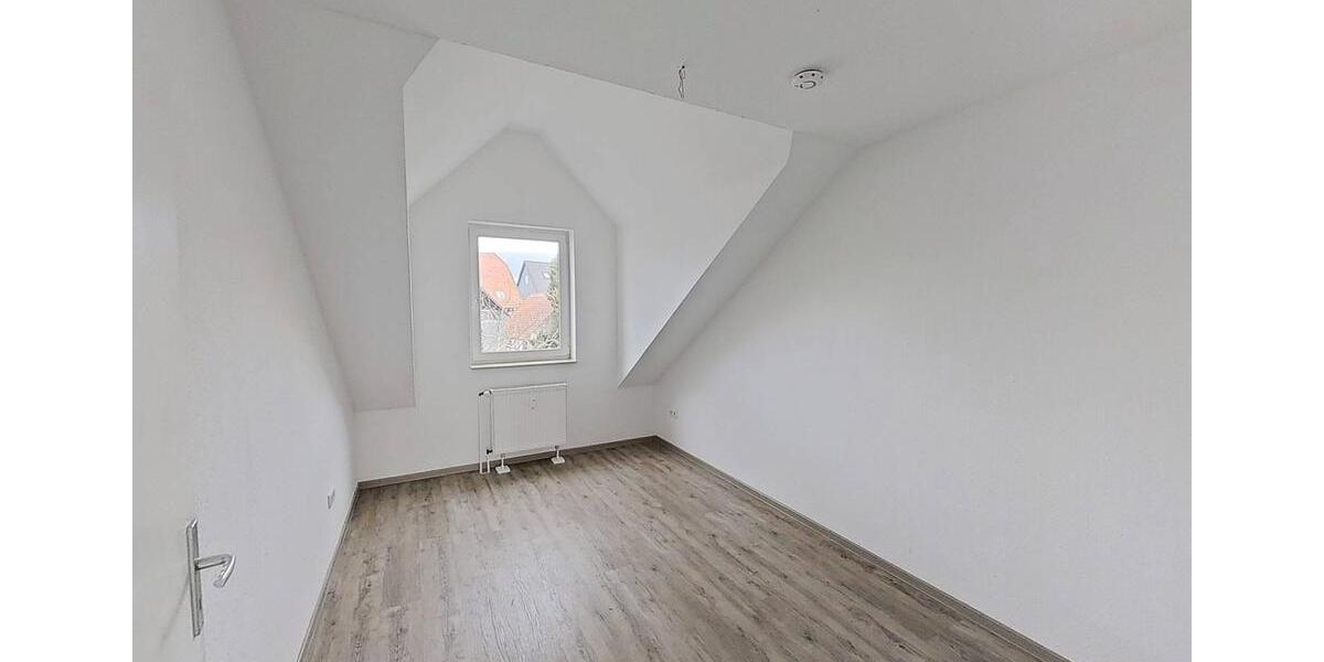 Etagenwohnung Ronnenberg - 4 Zimmer, 87 m&sup2;, 830&euro; | Angebot:25882012