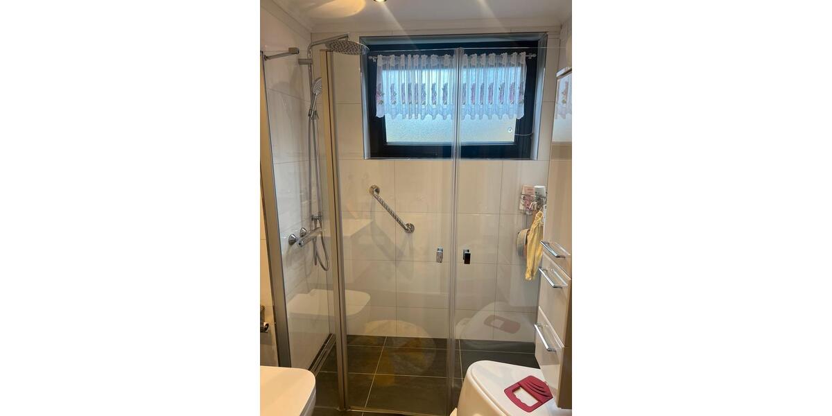 Erdgeschoßwohnung Ronnenberg - 3 Zimmer, 82 m&sup2;, 900&euro; | Angebot:25870451