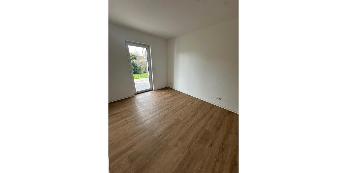 Etagenwohnung Ronnenberg - 2 Zimmer, 68 m&sup2;, 865&euro; | Angebot:25719853