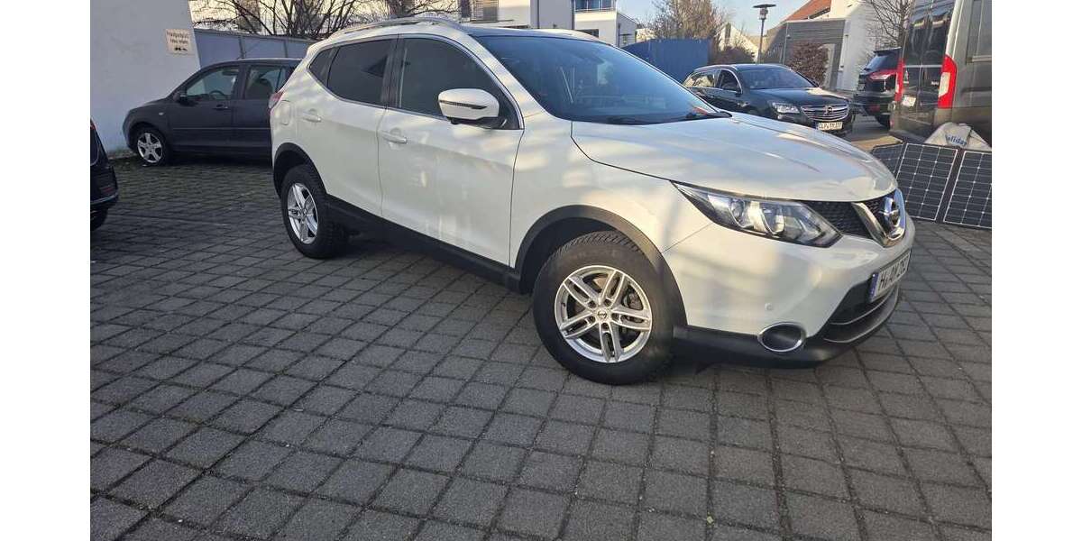 Nissan Qashqai 62.000 km 16.100 &euro; Hannover 30539