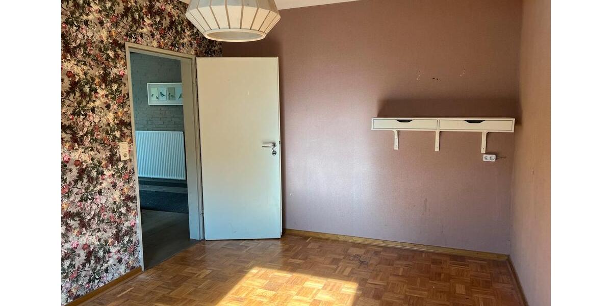 Bungalow Lehrte - 5 Zimmer, 151 m&sup2;, 570.000&euro; | Angebot:26593527