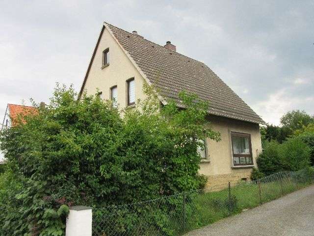 Einfamilienhaus Barsinghausen / Egestorf am Deister Egestorf am Deister - 6 Zimmer, 155 m&sup2;, 299.000&euro; | Angebot:13007392
