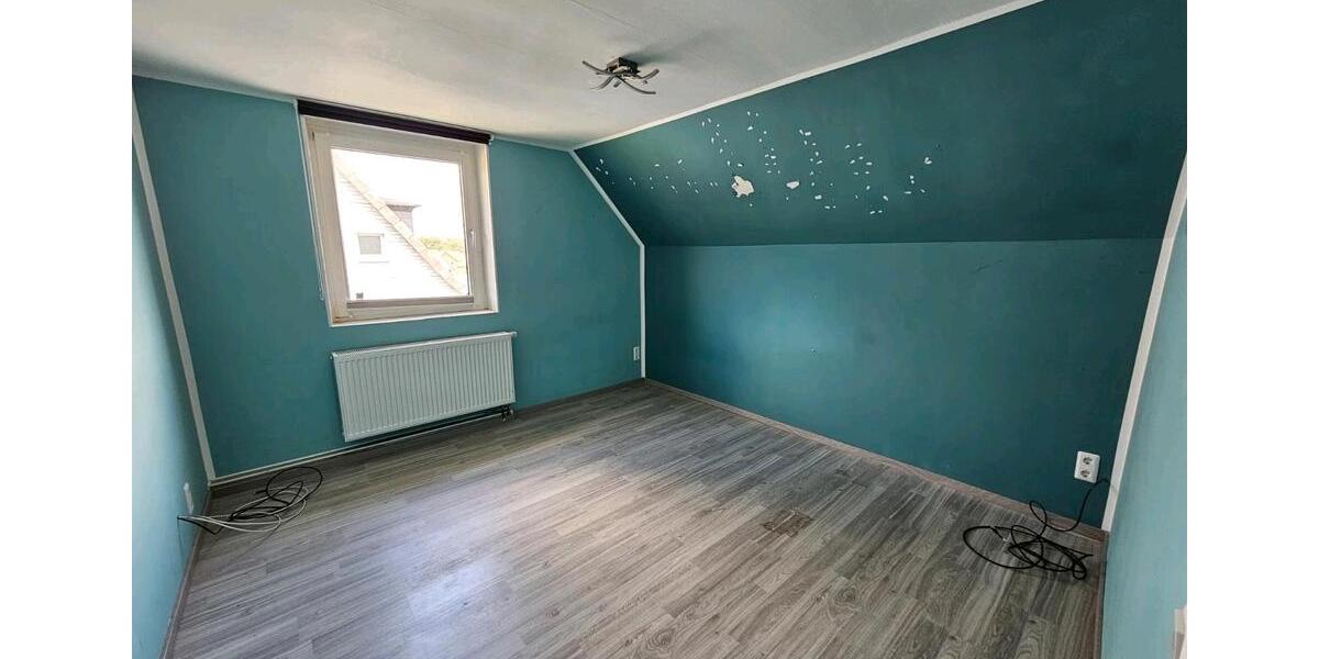 Einfamilienhaus Bad Münder am Deister - 7 Zimmer, 184 m&sup2;, 350.000&euro; | Angebot:27285452