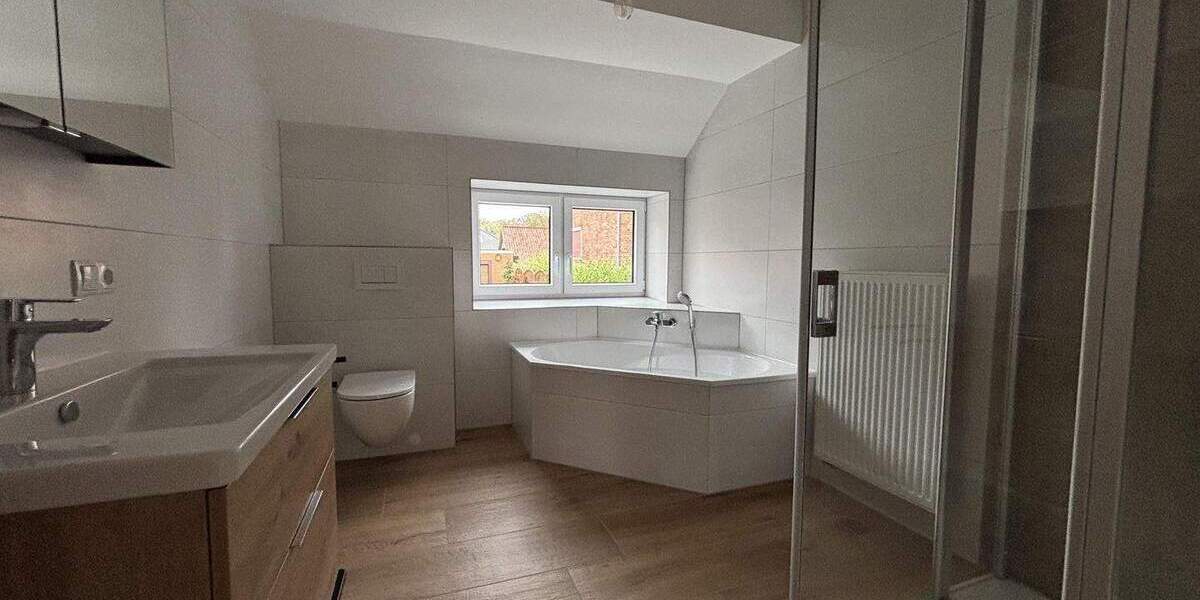 Mehrfamilienhaus, Wohnhaus Lehrte Hämelerwald - 8 Zimmer, 271 m&sup2;, 890.000&euro; | Angebot:25671877