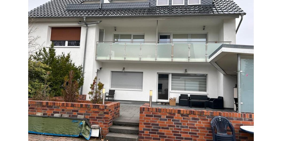 Erdgeschoßwohnung Lehrte - 5 Zimmer, 138 m&sup2;, 1.500&euro; | Angebot:25988553