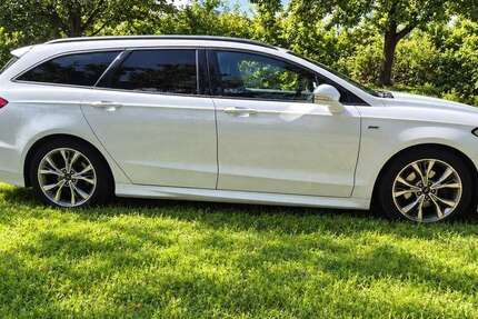 Ford Mondeo 137.000 km 14.200 &euro; Berenbostel (Garbsen) 30827
