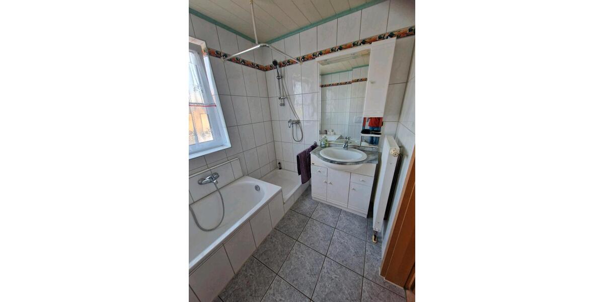 Etagenwohnung Sehnde - 3 Zimmer, 79 m&sup2;, 240.000&euro; | Angebot:27499940