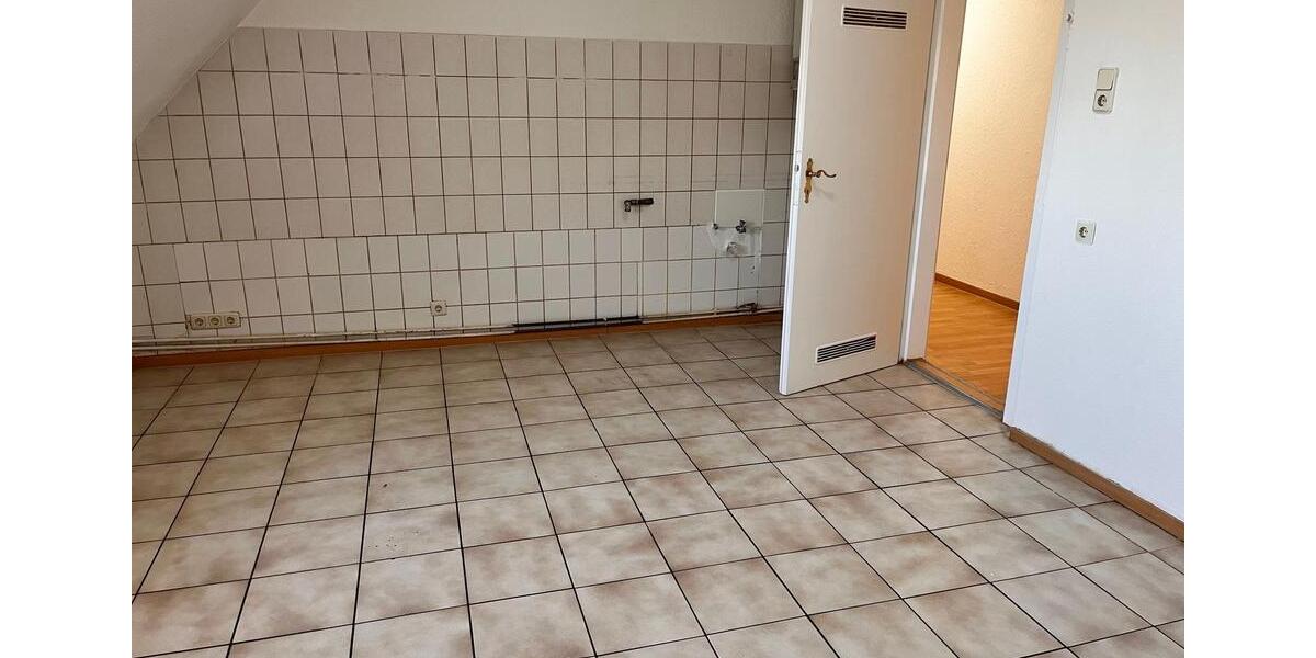 Dachgeschoßwohnung Hannover Vahrenwald-List - 2 Zimmer, 55 m&sup2;, 650&euro; | Angebot:24787671