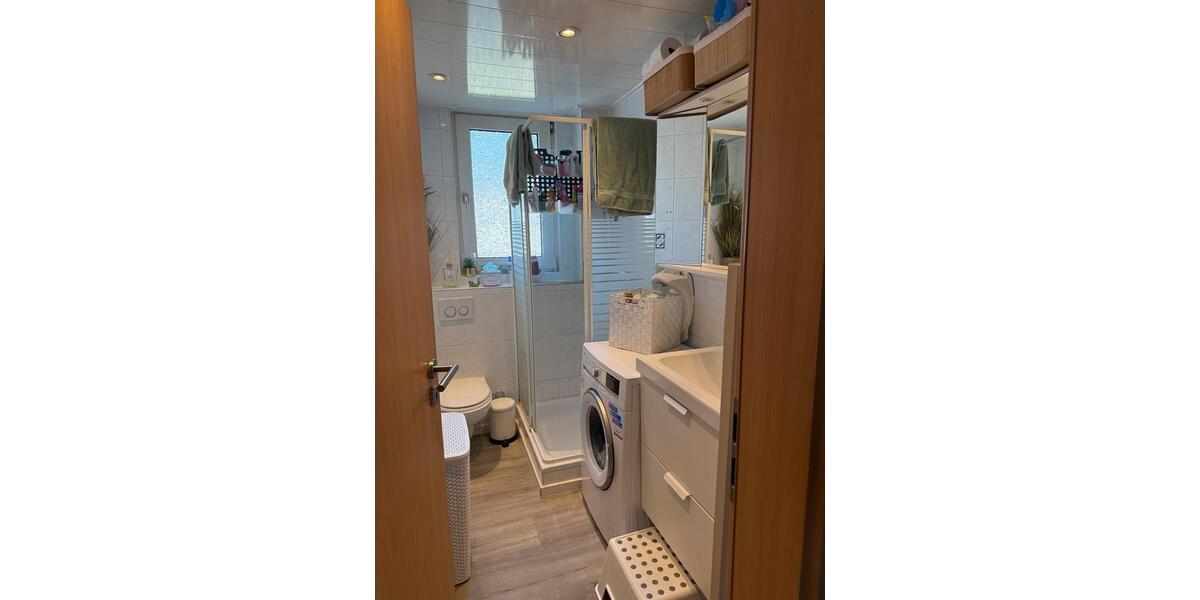 Etagenwohnung Langenhagen Brink - 2 Zimmer, 90 m&sup2;, 1.150&euro; | Angebot:26163162