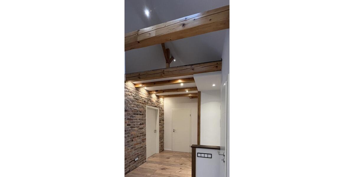 Dachgeschoßwohnung Isernhagen - 2 Zimmer, 88 m&sup2;, 1.280&euro; | Angebot:25658703