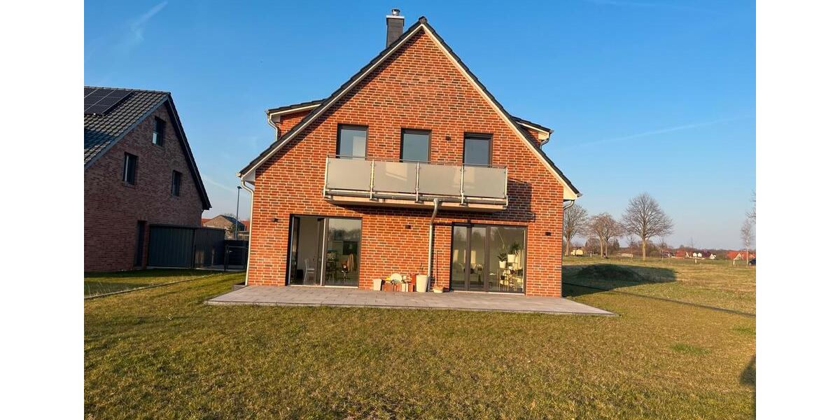 Doppelhaushälfte Langenhagen Engelbostel - 5 Zimmer, 153 m&sup2;, 2.500&euro; | Angebot:26380850