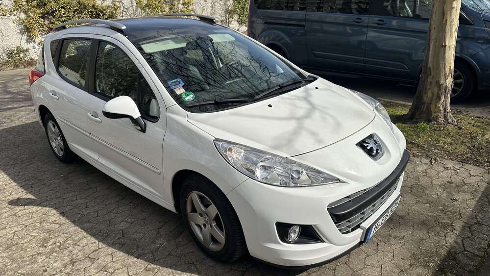 Peugeot 207 87.000 km 3.850 &euro; Ronnenberg 30952