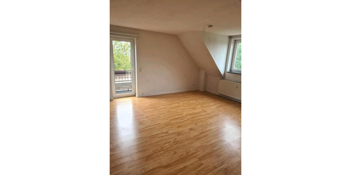 Etagenwohnung Seelze - 3 Zimmer, 107 m&sup2;, 850&euro; | Angebot:26368154