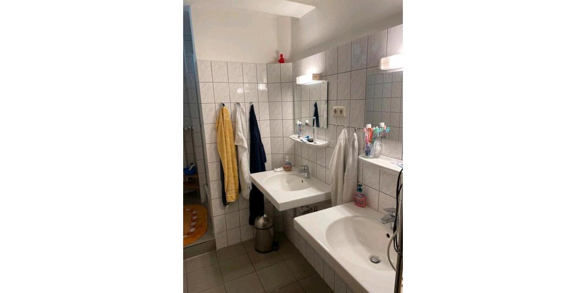 Etagenwohnung Hannover Mitte - 1 Zimmer, 18 m&sup2;, 180&euro; | Angebot:25287226