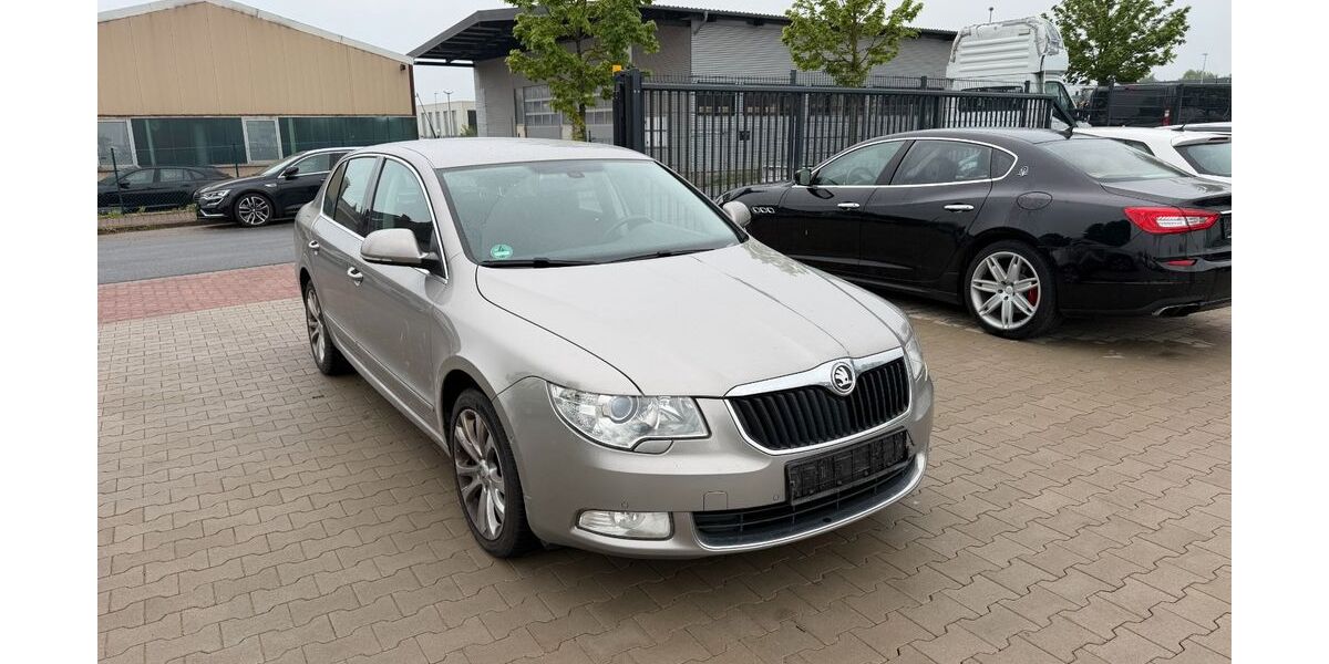 Skoda Superb 196.100 km 4.300 &euro; Wedemark-Bissendorf 30900