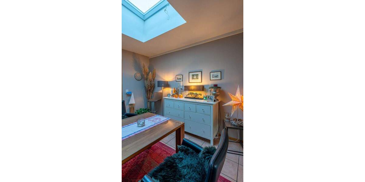 Mehrfamilienhaus, Wohnhaus Husum - 6 Zimmer, 231 m&sup2;, 444.900&euro; | Angebot:25661782