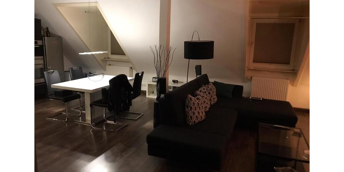 Dachgeschoßwohnung Hannover Vahrenwald-List - 2 Zimmer, 72 m&sup2;, 1.150&euro; | Angebot:25168139