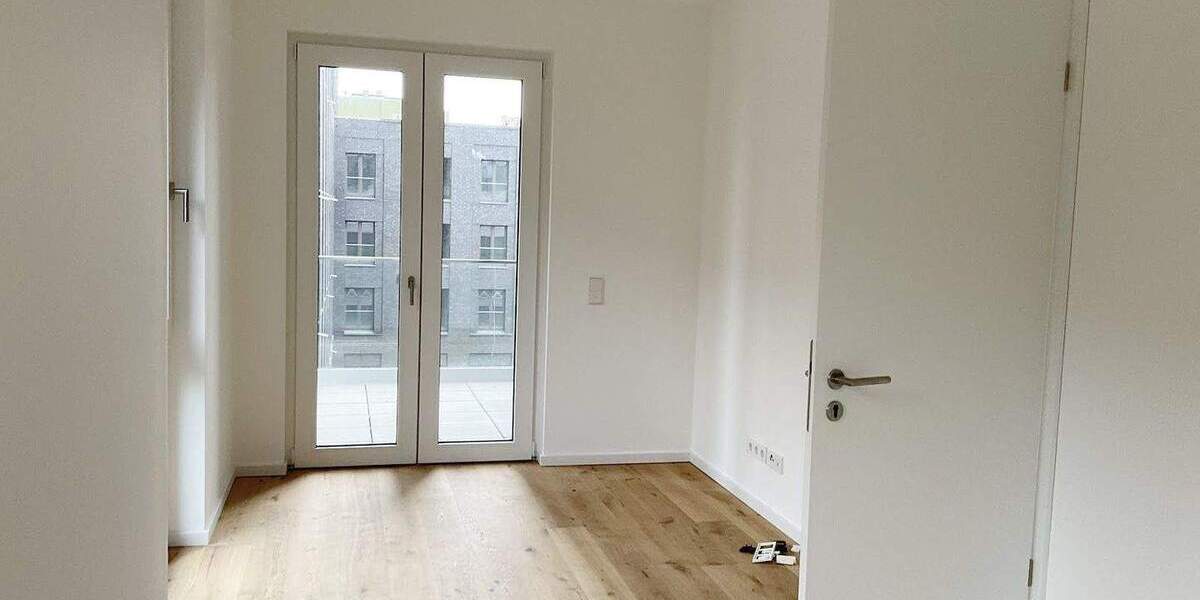 Etagenwohnung Hannover Döhren - 4 Zimmer, 125 m&sup2;, 1.750&euro; | Angebot:25665171