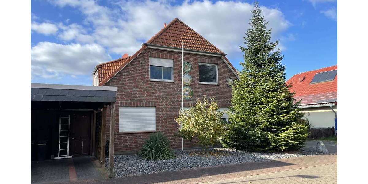 Einfamilienhaus Neustadt - 7 Zimmer, 180 m&sup2;, 430.000&euro; | Angebot:24920107