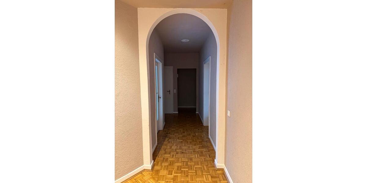 Erdgeschoßwohnung Hannover Vahrenwald-List - 3.5 Zimmer, 133 m&sup2;, 1.600&euro; | Angebot:24805765