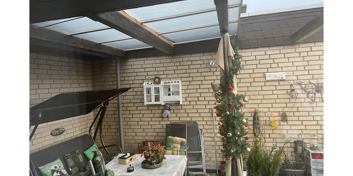 REDUZIERT! Saniertes Penthouse in Laatzen – 3-Zimmer-Traumwohnung mit Balkon & Fahrstuhl! - Einfamilienhaus Laatzen / Gleidingen Gleidingen | Angebot:19590138