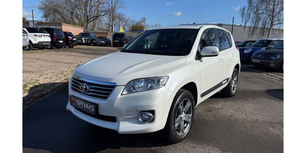 Toyota RAV 4 157.000 km 12.499 &euro; Hannover 30179