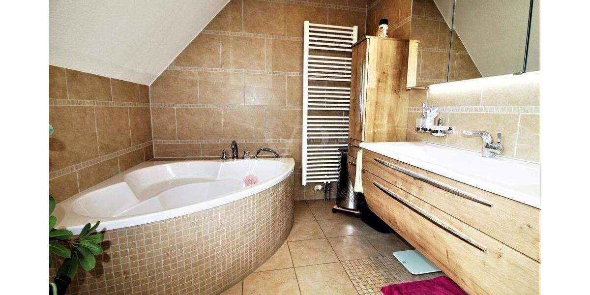 Einfamilienhaus Springe / Eldagsen Eldagsen - 6 Zimmer, 151 m&sup2;, 450.000&euro; | Angebot:25668522