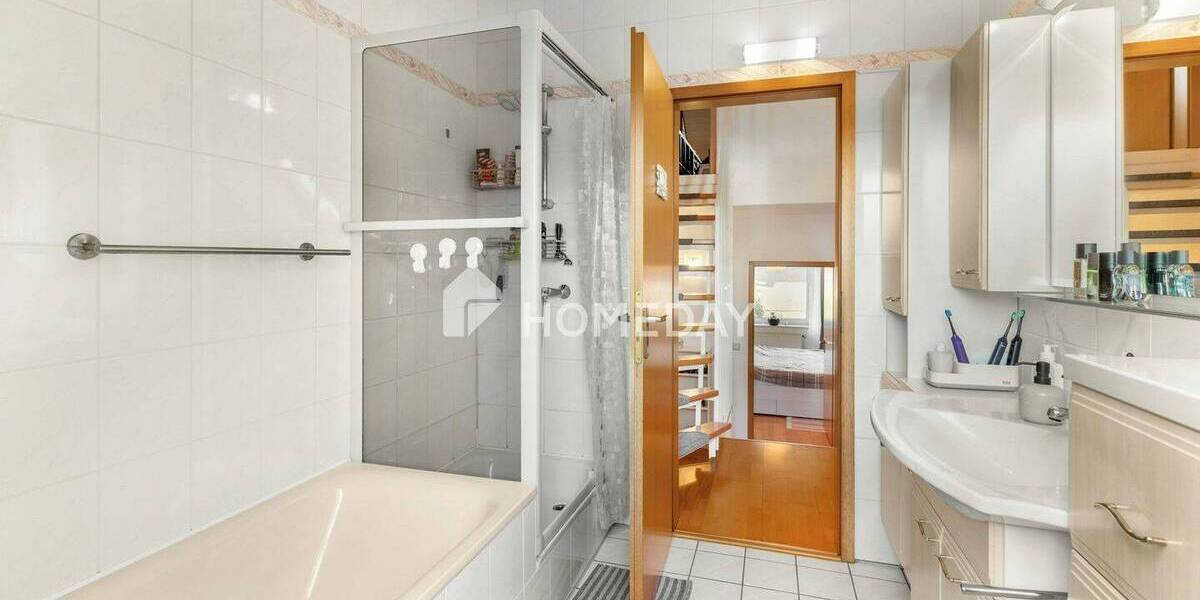 Reihenmittelhaus Langenhagen Alt-Langenhagen - 6 Zimmer, 132 m&sup2;, 439.000&euro; | Angebot:25685100