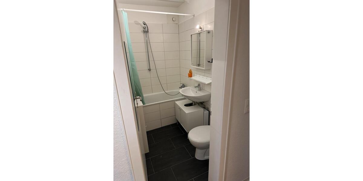 Etagenwohnung Hannover Herrenhausen-Stöcken - 1 Zimmer, 42 m&sup2;, 430&euro; | Angebot:25976433