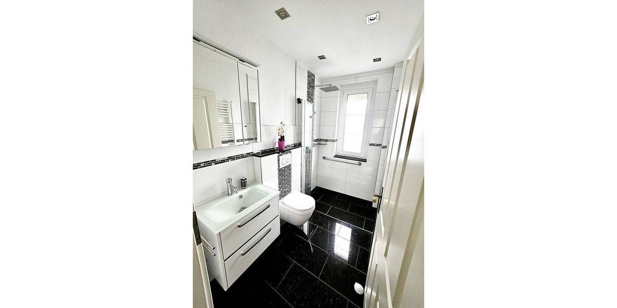 Etagenwohnung Lehrte - 3 Zimmer, 75 m&sup2;, 760&euro; | Angebot:26819966
