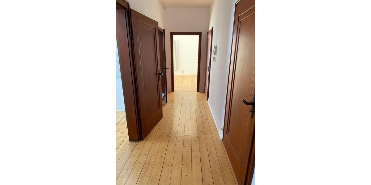 Etagenwohnung Stadthagen - 3 Zimmer, 93 m&sup2;, 730&euro; | Angebot:25944719