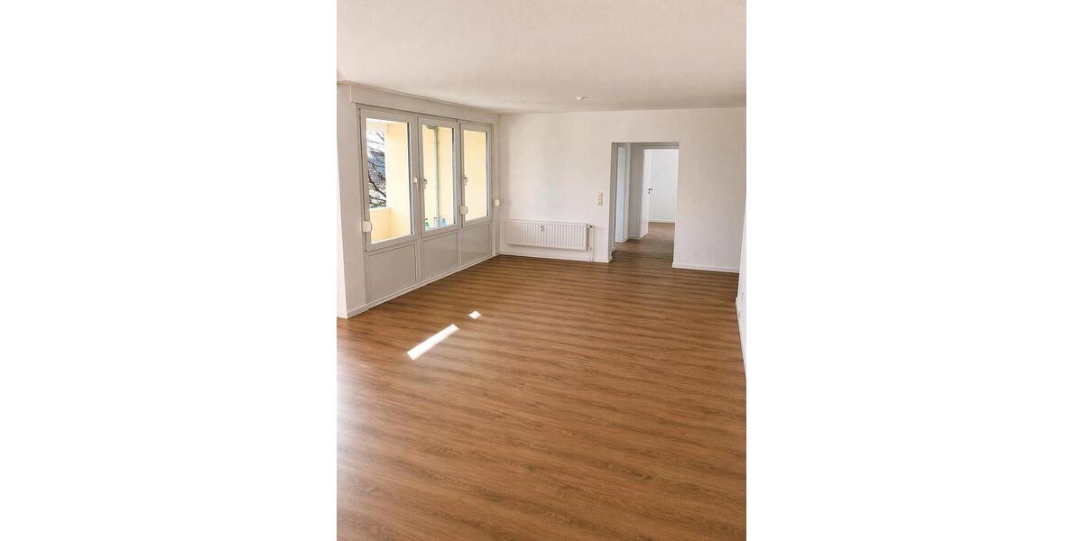 Etagenwohnung Sarstedt - 3 Zimmer, 92 m&sup2;, 920&euro; | Angebot:26199564