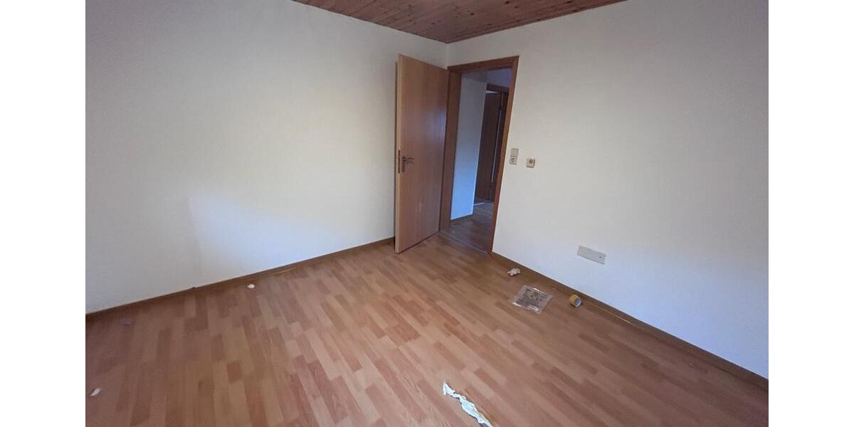 Doppelhaushälfte Sehnde - 3 Zimmer, 110 m&sup2;, 1.300&euro; | Angebot:25876062
