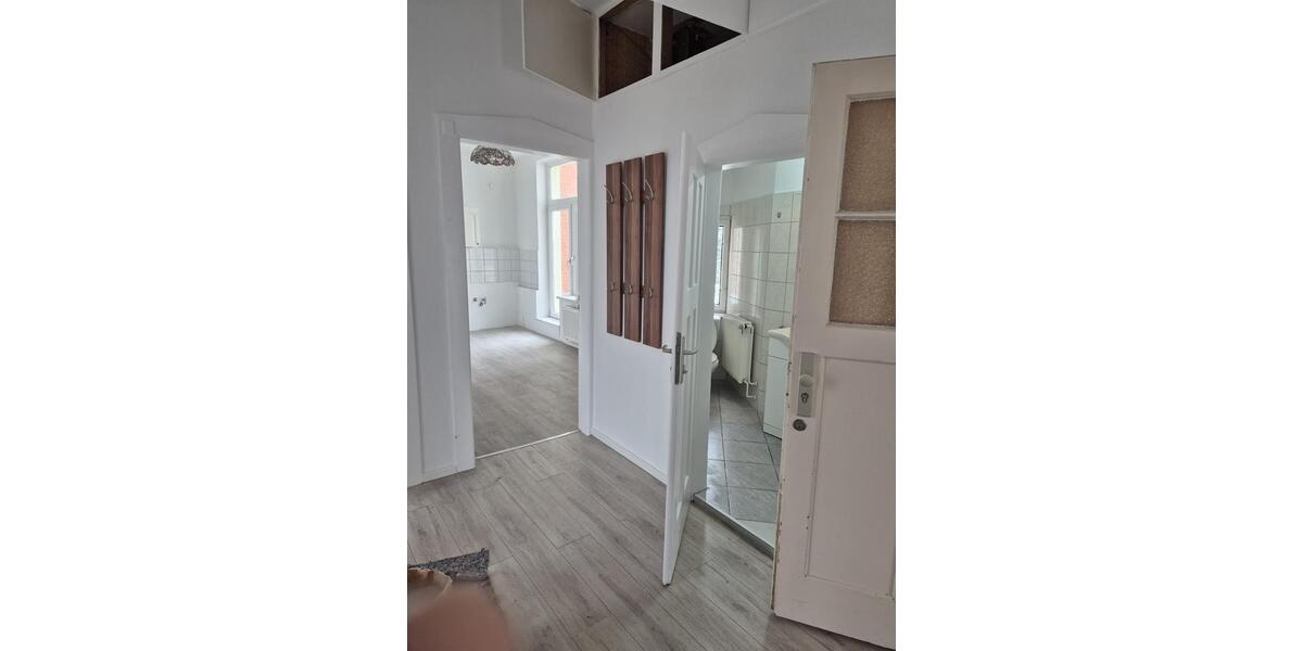 Etagenwohnung Langenhagen Brink - 3 Zimmer, 97 m&sup2;, 1.200&euro; | Angebot:25539911