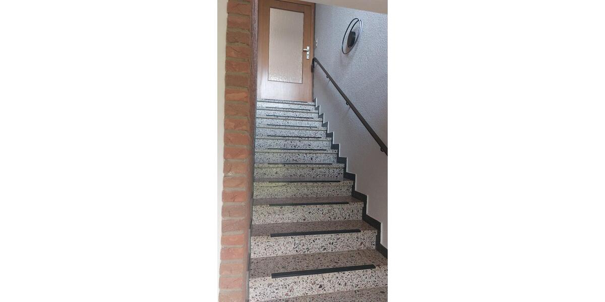 Etagenwohnung Haste - 3 Zimmer, 88 m&sup2;, 650&euro; | Angebot:25655093