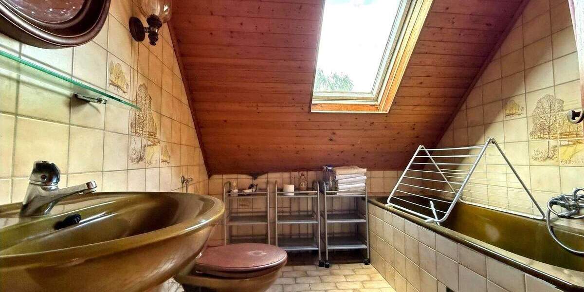 Einfamilienhaus Isernhagen Kirchhorst - 8 Zimmer, 193 m&sup2;, 449.000&euro; | Angebot:25685618