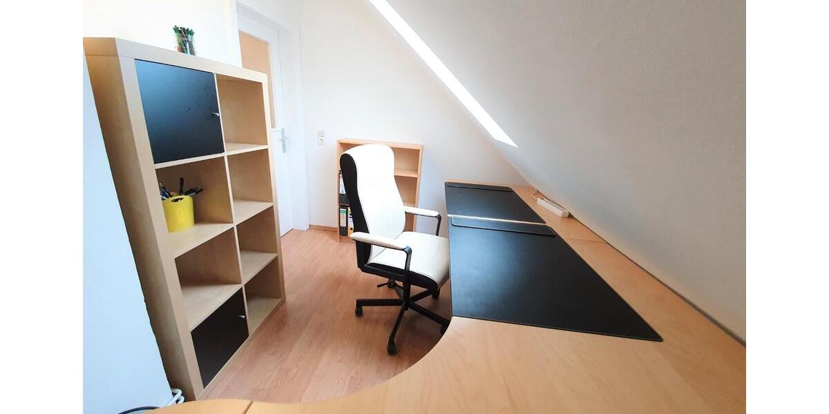 Dachgeschoßwohnung Hannover Vahrenwald-List - 2.5 Zimmer, 55 m&sup2;, 788&euro; | Angebot:25988536
