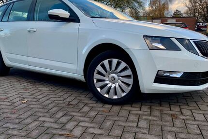 Skoda Octavia 289.000 km 5.999 &euro; Hannover 30179