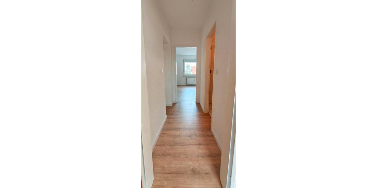 Etagenwohnung Laatzen - 3 Zimmer, 70 m&sup2;, 195.000&euro; | Angebot:27477706