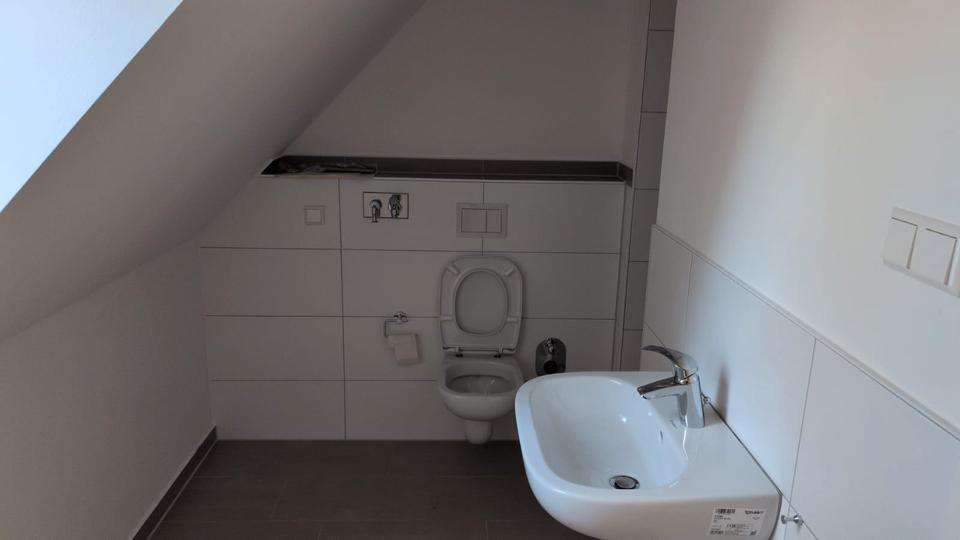 Dachgeschoßwohnung Hannover Linden-Limmer - 2 Zimmer, 64 m&sup2;, 742&euro; | Angebot:26448062
