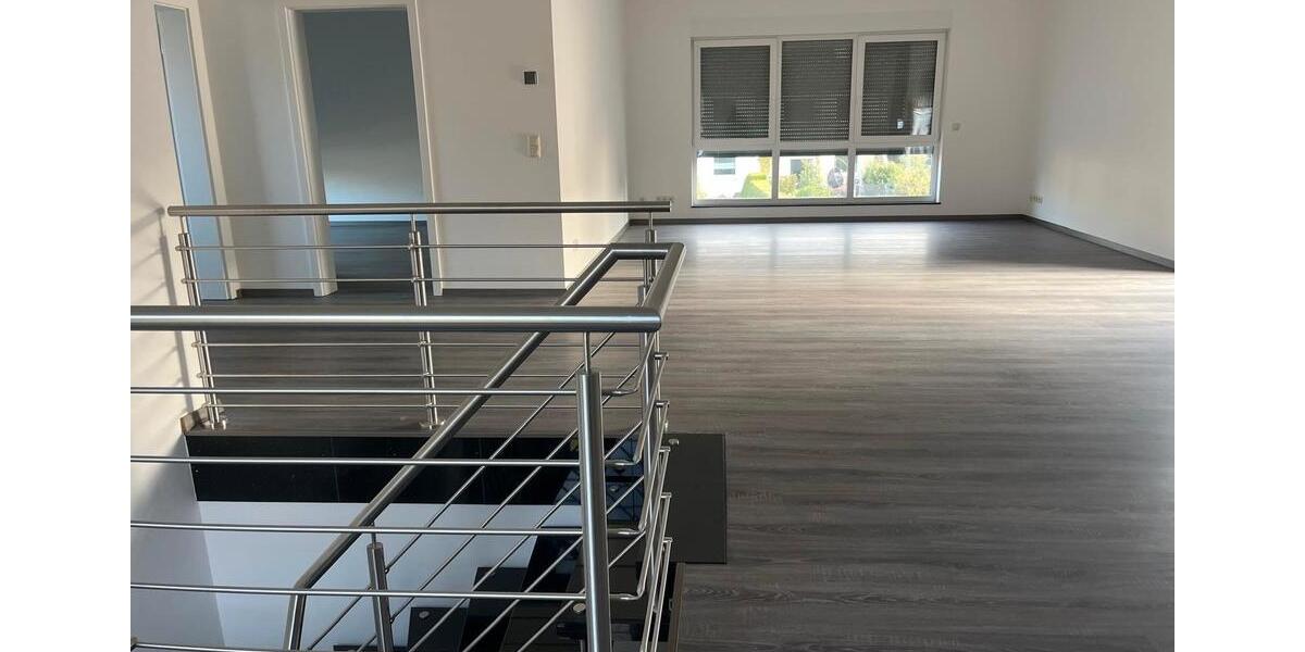 Terrassenwohnung Laatzen - 3 Zimmer, 120 m&sup2;, 1.750&euro; | Angebot:26125207
