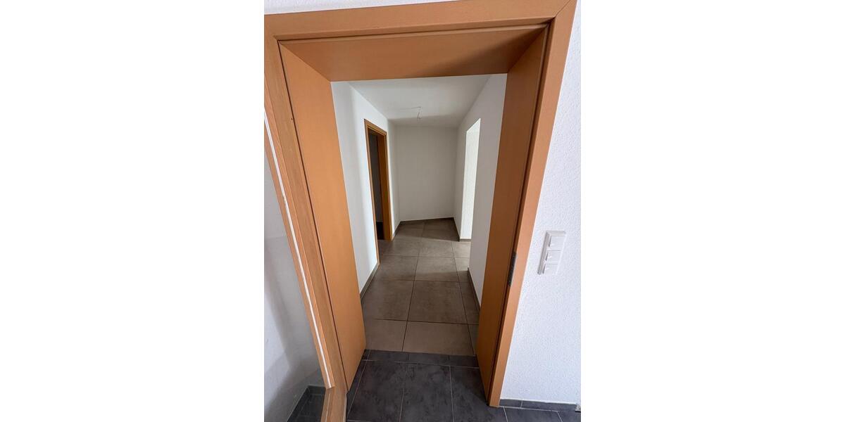 Etagenwohnung Neustadt am Rübenberge - 4 Zimmer, 140 m&sup2;, 1.200&euro; | Angebot:25831590