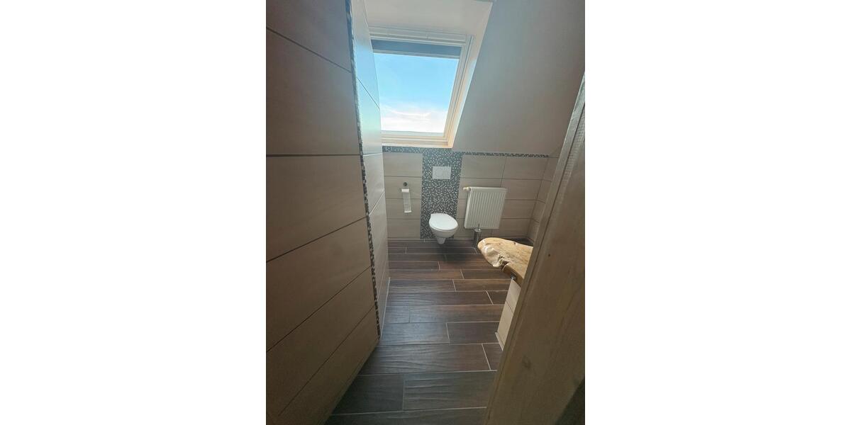 Etagenwohnung Lehrte - 4 Zimmer, 102 m&sup2;, 900&euro; | Angebot:25179397