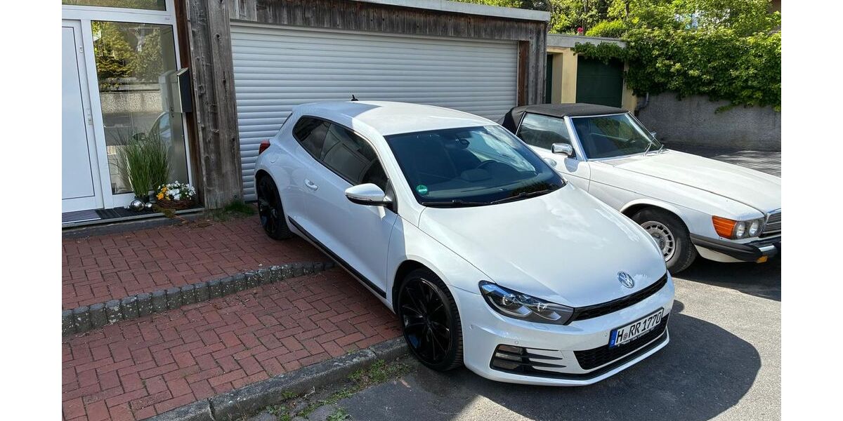 VW Scirocco 98.528 km 15.400 &euro; Springe 31832