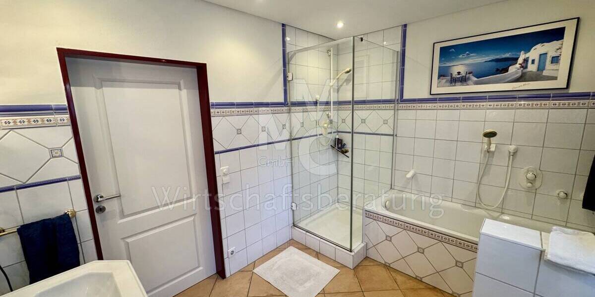 Einfamilienhaus Isernhagen / Altwarmbüchen Altwarmbüchen - 6 Zimmer, 151 m&sup2;, 649.000&euro; | Angebot:26029239