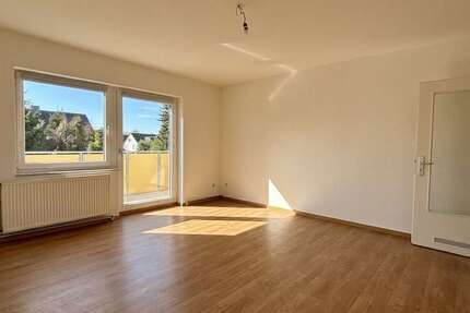 Wohnung Stadthagen - 3 Zimmer, 75 m&sup2;, 600&euro; | Angebot:27507292