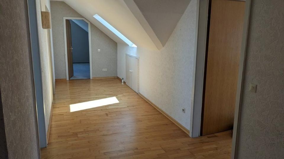 Einfamilienhaus Barsinghausen - 9 Zimmer, 210 m&sup2;, 439.000&euro; | Angebot:26431963