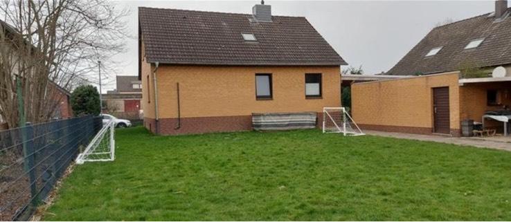 Einfamilienhaus Neustadt am Rübenberge - 6 Zimmer, 135 m&sup2;, 370.000&euro; | Angebot:25639264